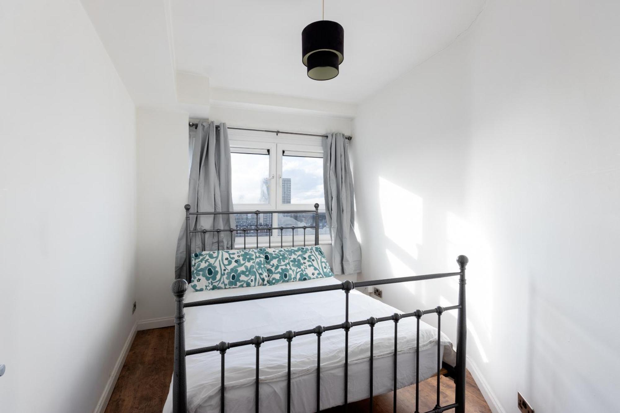 2 Bed Bethnal Penthouse Londres